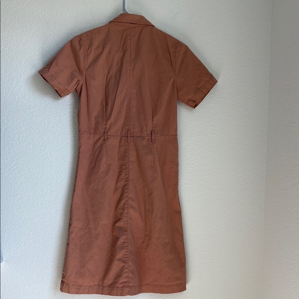 Brown Mini Dress with Mandarin Collar and Short Sleeves - Picture 5 of 11